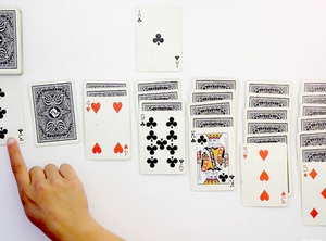 An Illustrative Solitaire Game